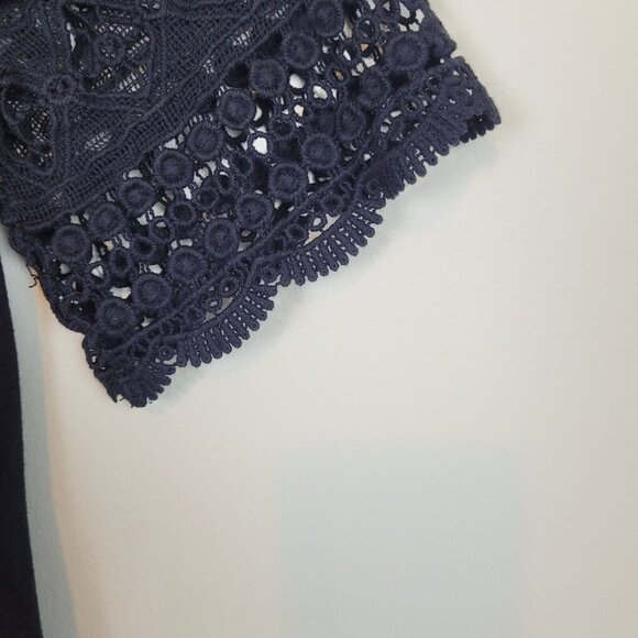 Threads for Thought Women's Black Crochet Lace Top Size Medium - Picture 5 of 10